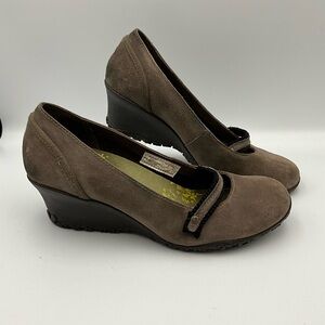 Merrell Shoes Size 8 Brown Suede Wedge Shoes